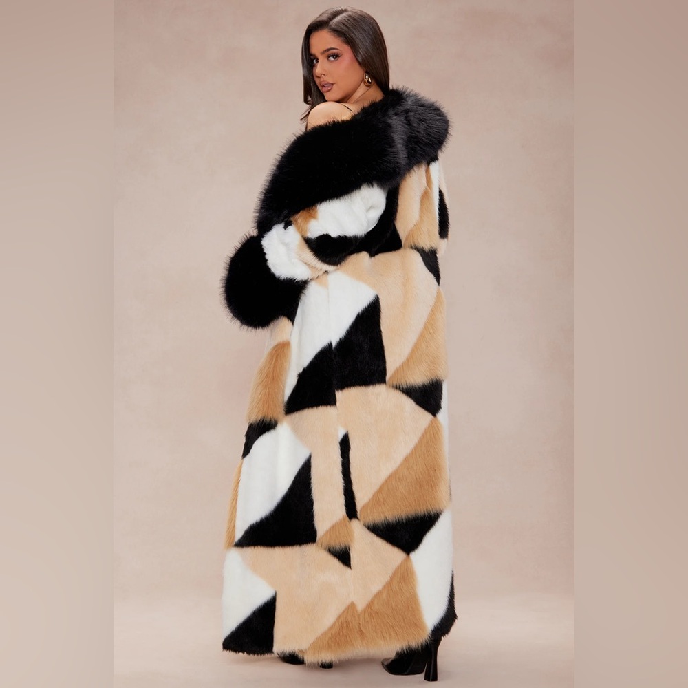 Geometric Patterned Fur Coat 1X - Picture 3 of 12